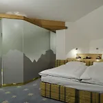 Hotel Grand Regina