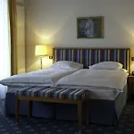 Grand Regina