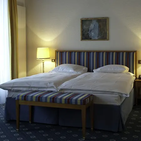 Grand Regina